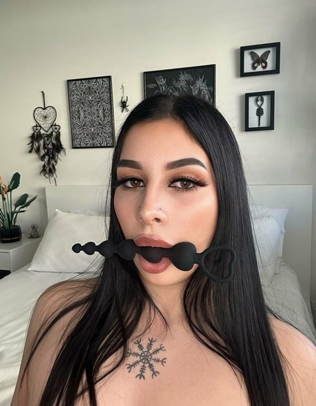 Carmenhanelx schauspielerin perfekte bilder