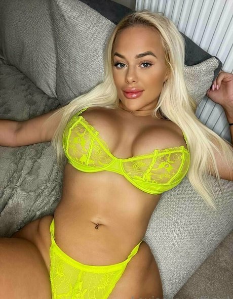 sexy asiatische onlyfans exklusive nackte archiv