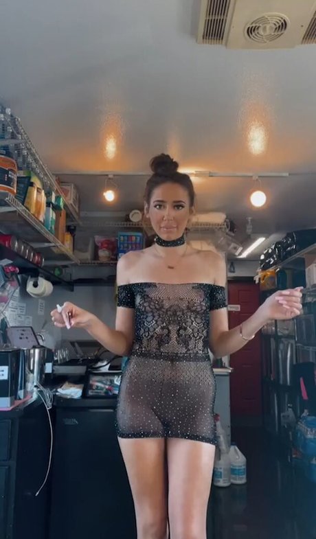 Baristademi nackt pornografische foto