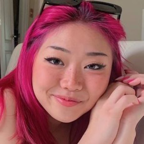 schwarze shemale-onlyfans exklusive nackten bild