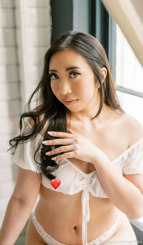 asiatischer squirt onlyfans hübsche xxx bild