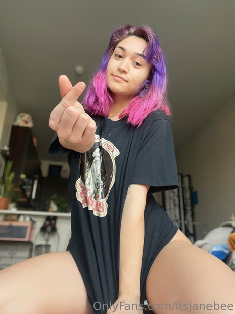 Jane Bee porno kostenlose bild