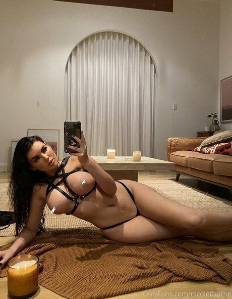 Nicole Thorne top sex galerien