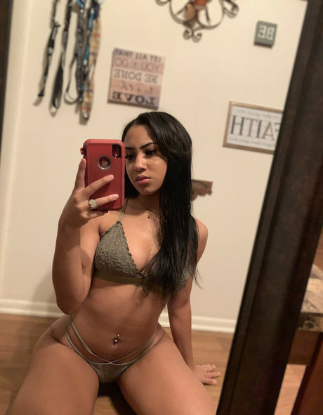 reife ebenholz-onlyfans schöne xxx bild