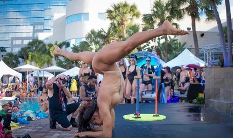 Shar Zayn erotische nackt archiv