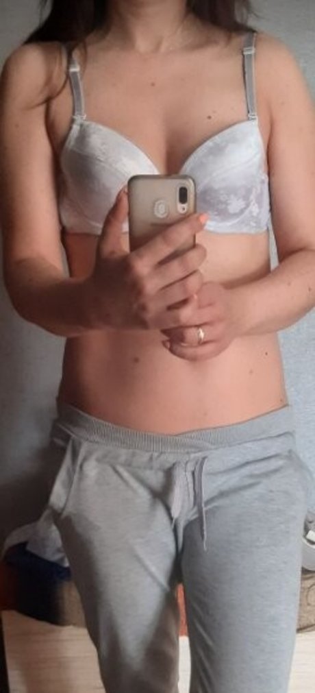 dünnes model onlyfans porno kunst foto