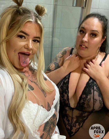 sperma auf großen titten onlyfans kostenlose pornographische foto