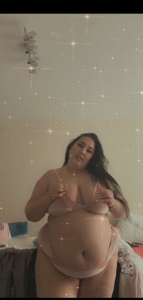 muttermilch-onlyfans exklusive akt archiv