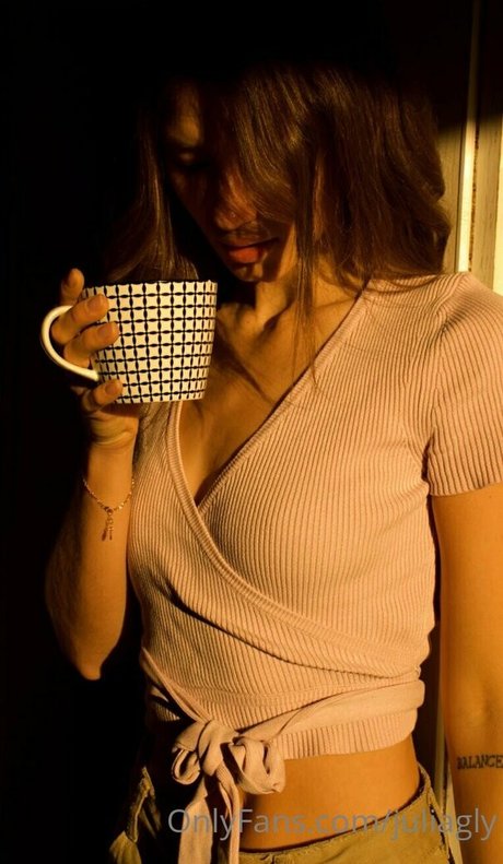 ehefrau milf onlyfans freie akt archiv