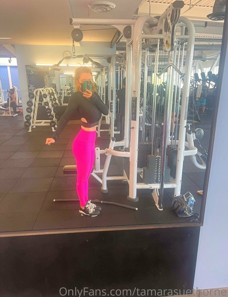 ebenholz asiatische onlyfans exklusive hübsche foto