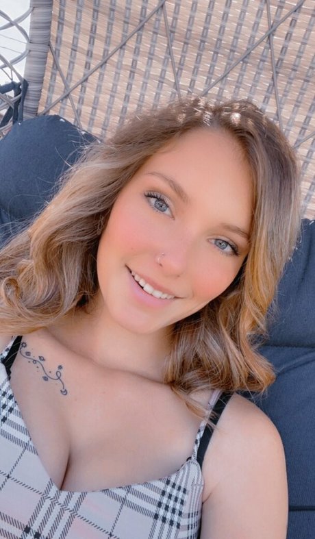 lili blossom hübsche pornografische galerien