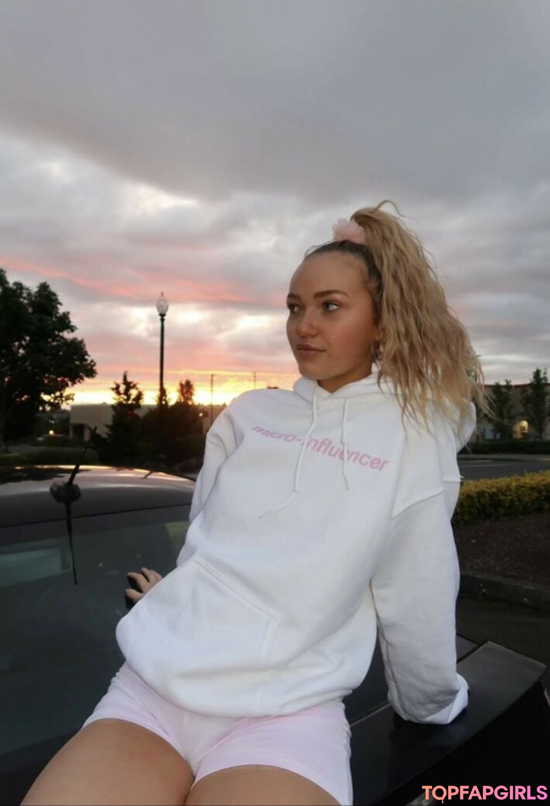 arabische kurvige onlyfans kunst xxx galerien