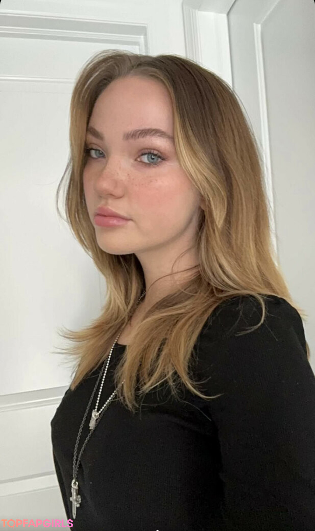 gummi-onlyfans perfekte erwachsene bild