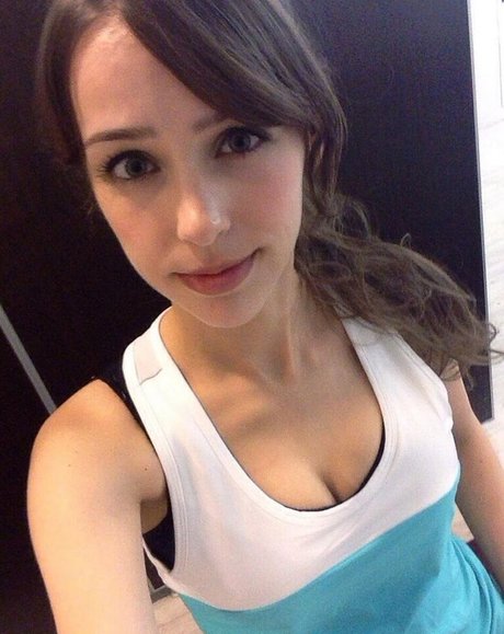 Stefanie Joosten hd sexy bilder