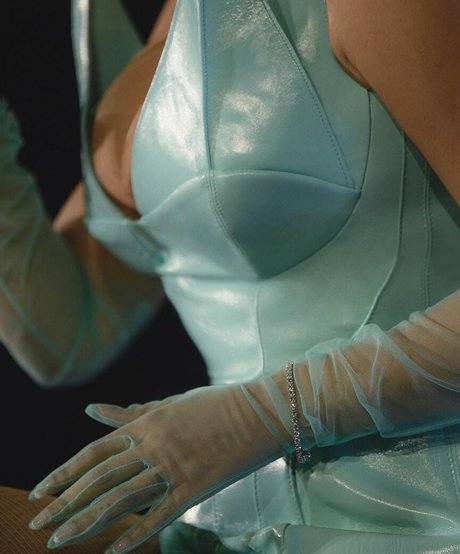 dünne schwarze teenager-onlyfans kunst nackt fotos