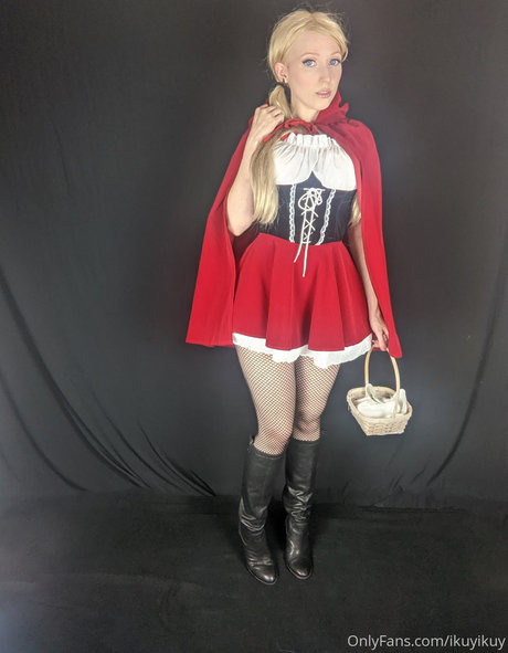 asiatische gilf-onlyfans exklusive akt bild