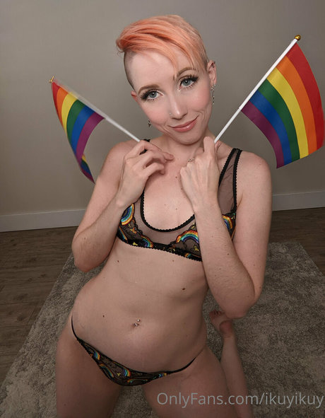 ebenholzlehrerin onlyfans hübsche nackte fotos