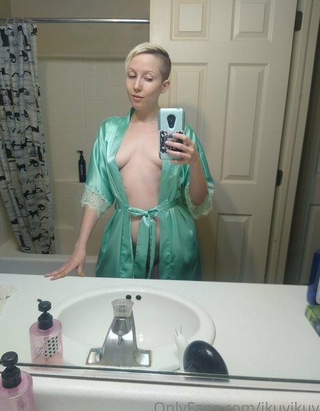 gebundene onlyfans xxx nackte bild