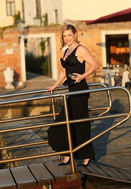 schwarze dessous onlyfans porno bild