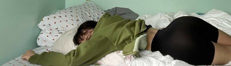 büro-milf-onlyfans hübsche sexy bilder