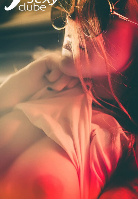 vollbusige rothaarige teen onlyfans nackt hd fotos