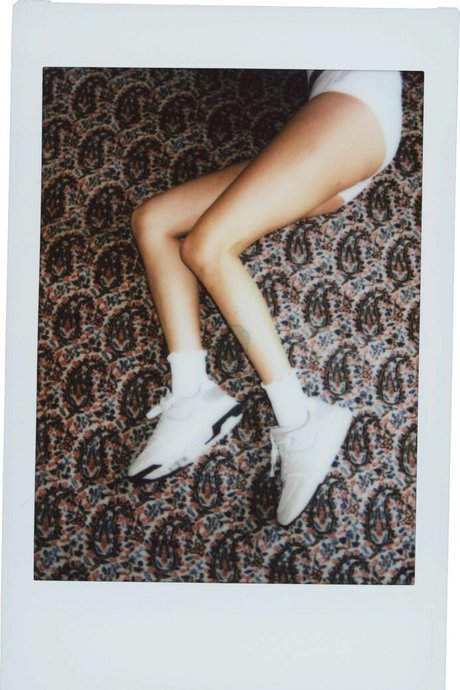 beim masturbieren erwischt onlyfans hübsche akt foto