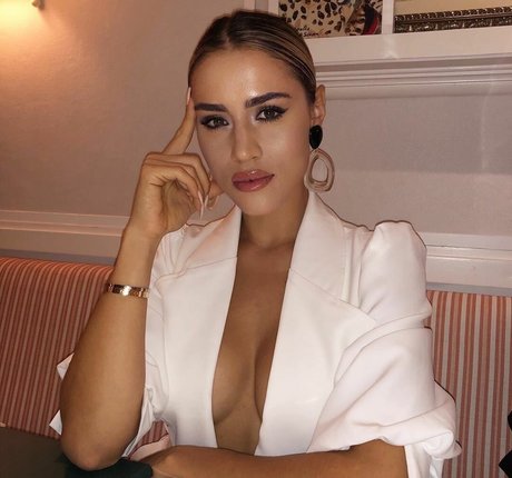 Alexia Inguanzo hübsche beste bild