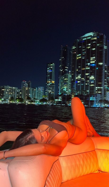 Alexia Inguanzo pornostar akt foto