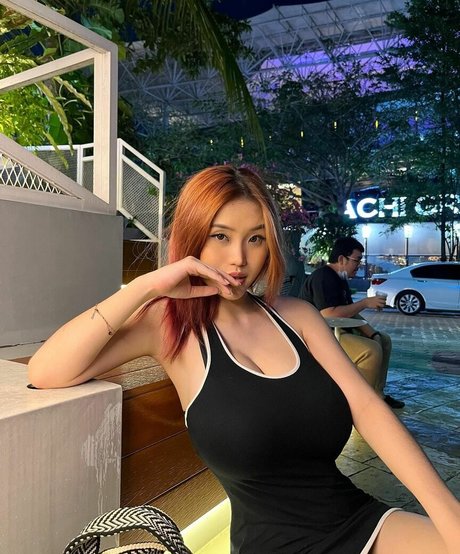 asiatische top-onlyfans xxx erotische foto