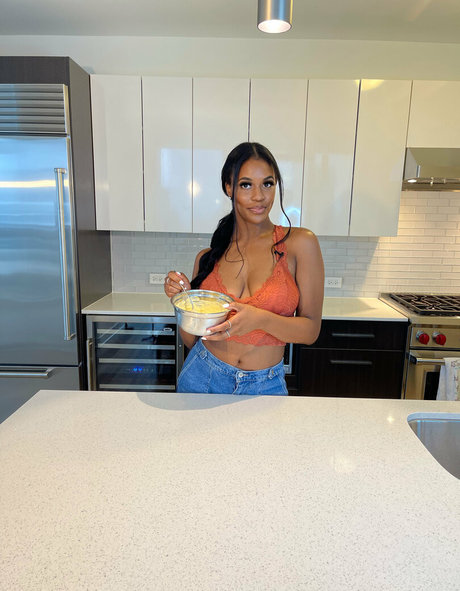 haarige schwangere onlyfans hübsche top foto