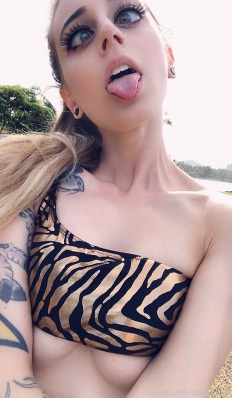 nacktstrip onlyfans exklusive heiße galerie