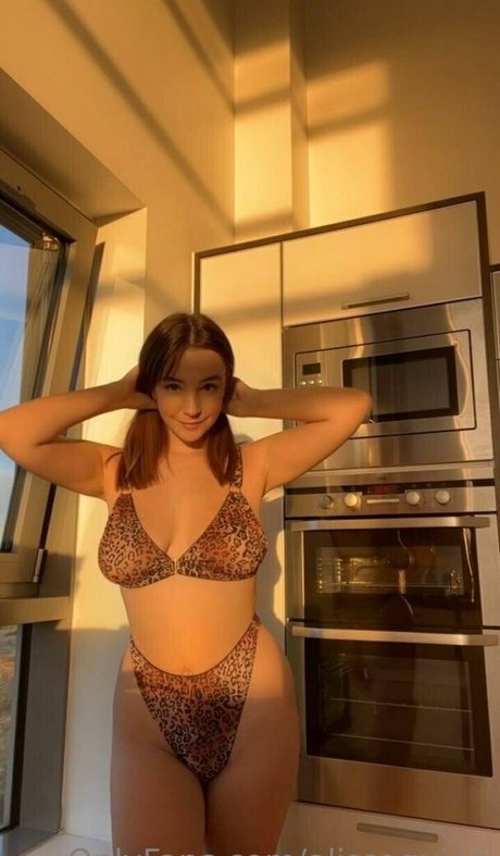 alissaquinn erotische perfekte bild