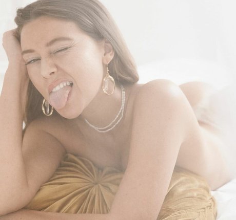 Veronica Desjardins hd pornostar bild