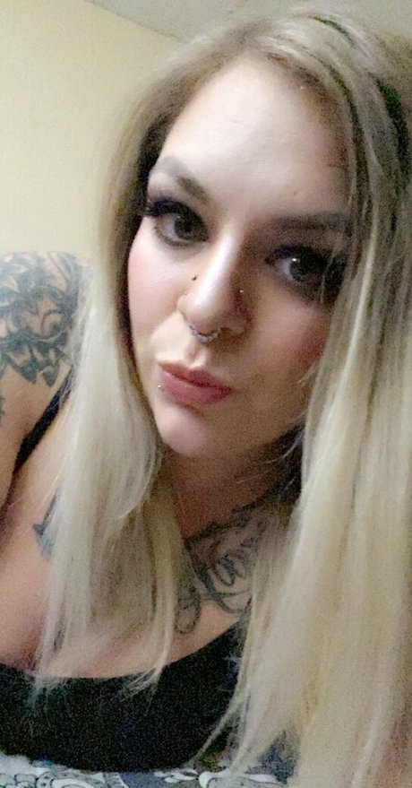 inkedshyvixen sexy hd archiv