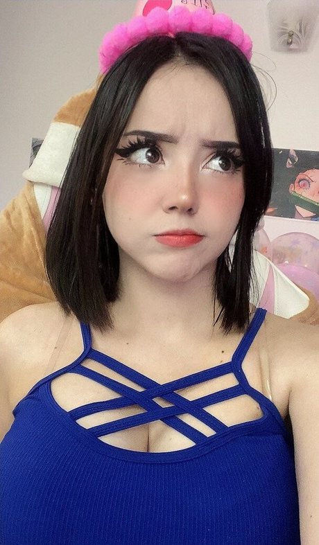 zierliche milf onlyfans nacktheit akt bild