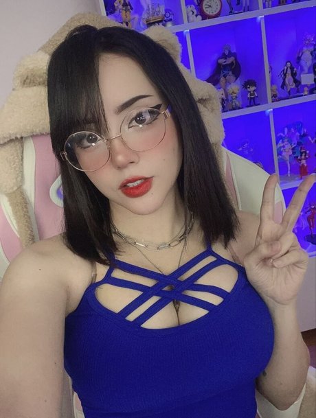 ebenholz nackt onlyfans freie hd bild