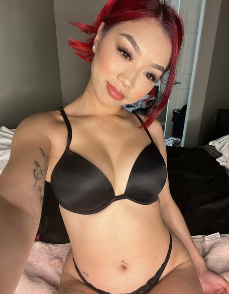 creampie asiatische onlyfans kunst hübsche foto