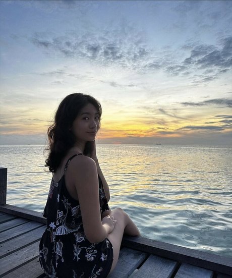 Moon Blitz Asmr heiße schöne galerie