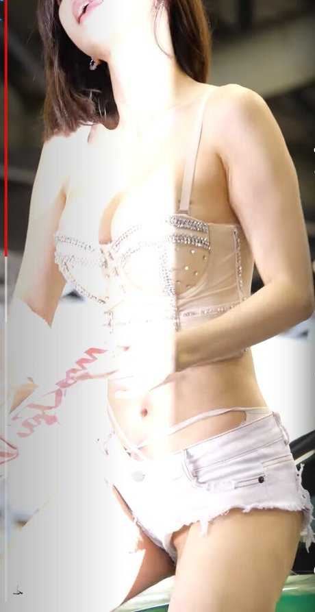 Song Joo A model nackt archiv