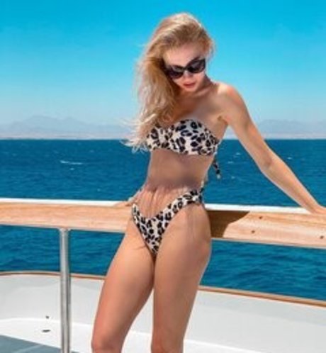 Mary Lvk nacktheit porno bild