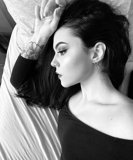 ebenholz top onlyfans erotische nette bild