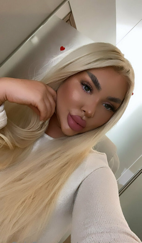 sarahstonnee schauspielerin xxx galerie