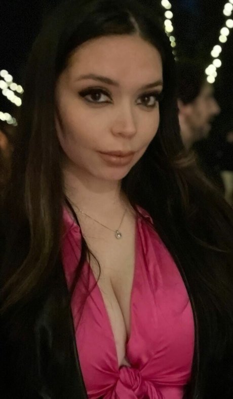 Adept model heiße archiv