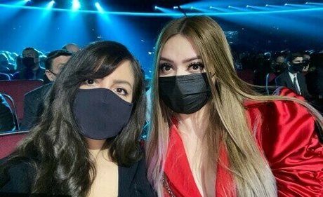 Adept kunst top foto