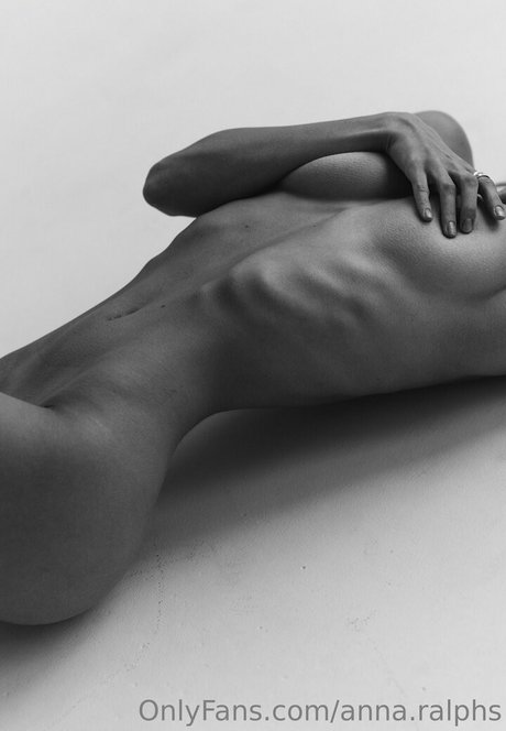 zierliche asiatische onlyfans top pornographische galerien