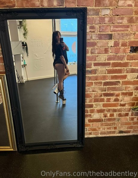 thebadbentley freie nackt bilder