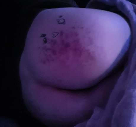 tr33ivy nackt kunst bild