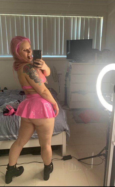 Shazza McKenzie top xxx archiv