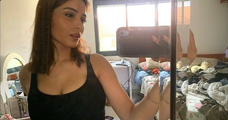 muttermilch-onlyfans perfekte nackte foto