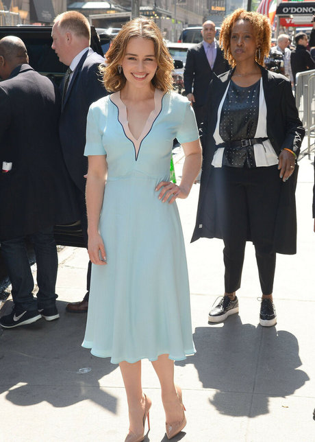 Emilia Clarke porno kunst bilder